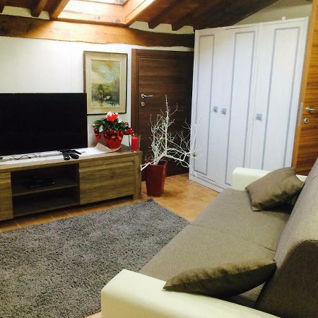 Mansarda Degli Ulivi Apartman Rigomagno Kültér fotó